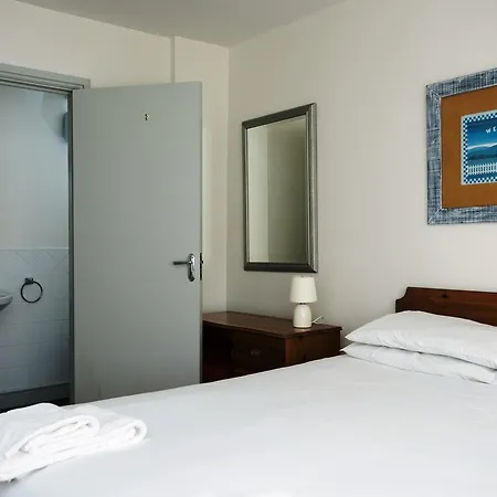 Дом отдыха Spanish Cove Homes Sleeps 5 By Trident Homes